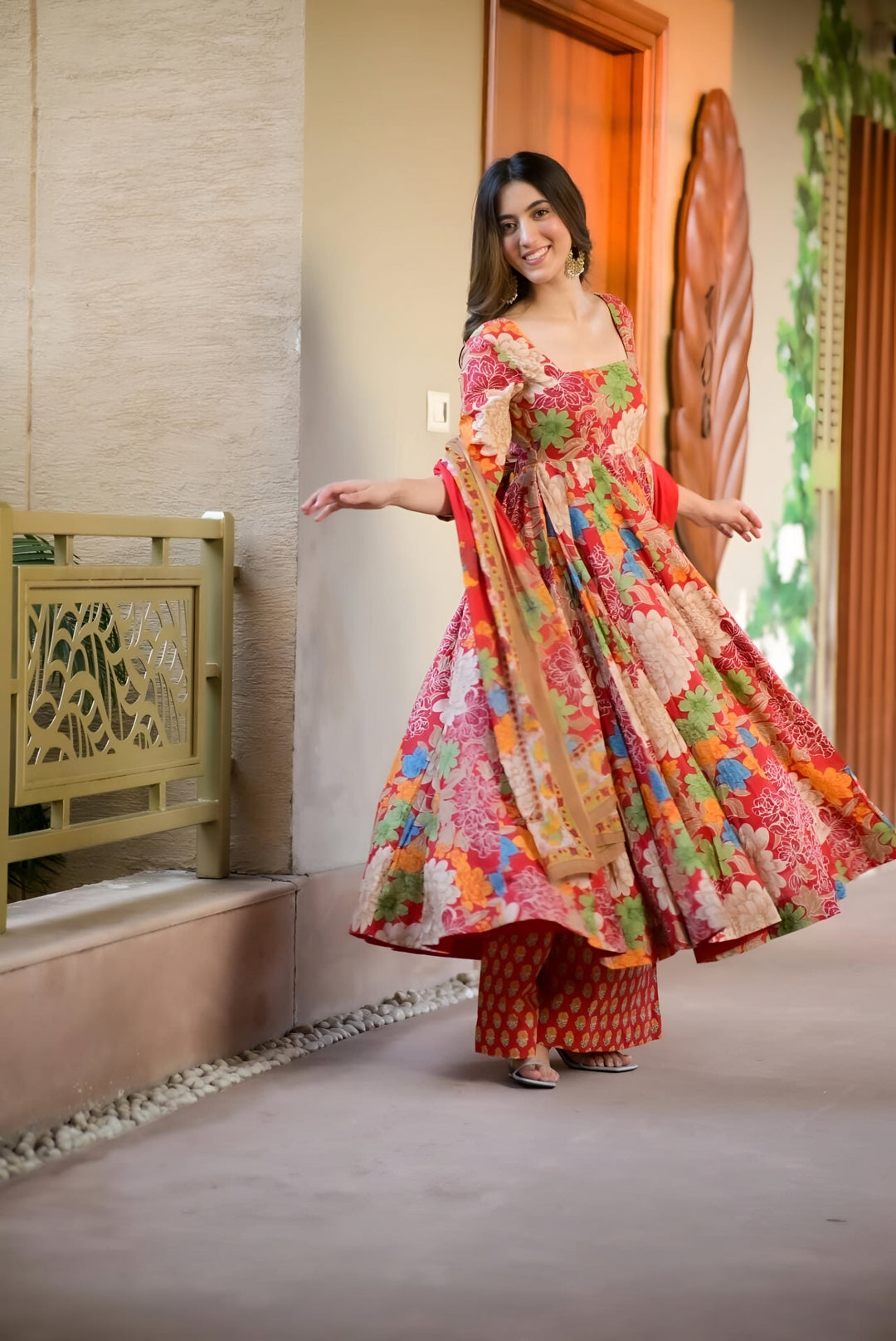 VAANI FLORAL COTTON SUIT SET